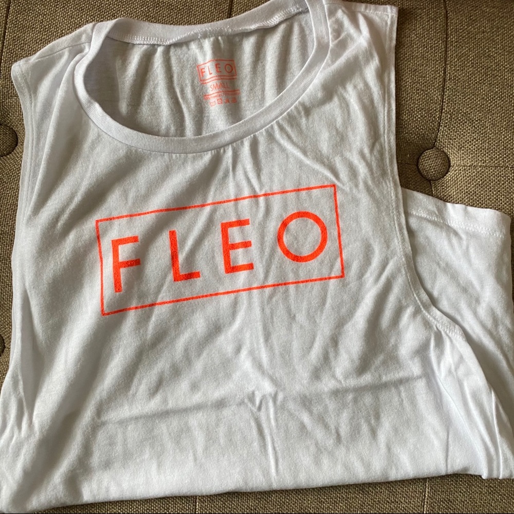 FLEO muscle tank